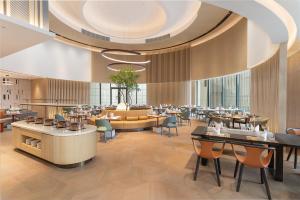 Posezení v ubytování EVEN Hotel Zhongshan City Center by IHG