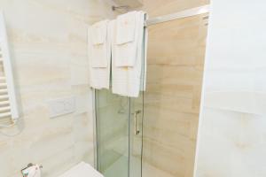 Koupelna v ubytování Palmanova Suites