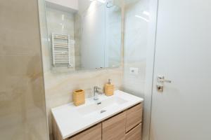 Koupelna v ubytování Palmanova Suites