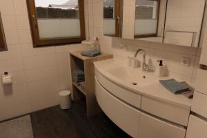 Et badeværelse på Apart Daniel + 38 billeder