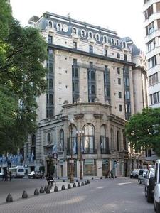 a large building on the side of a city street at Florida Garden 624 in Buenos Aires