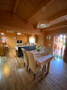 A kitchen or kitchenette at Casas Guemon