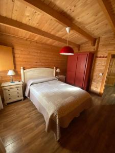 A bed or beds in a room at Casas Guemon