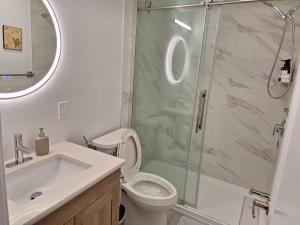 Gallery image of Independent Basement Studio Suite in Ottawa