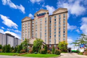 una rappresentazione del Fairfield Inn Suites Hotel di Fairfield Inn & Suites by Marriott Toronto Airport a Mississauga