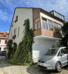 Budova, v ktorej sa apartmán nachádza