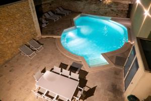 Bassein majutusasutuses OneFifty Holiday Home või selle lähedal
