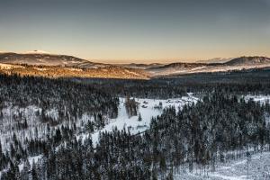 Φυσικό τοπίο κοντά σε οργανωμένο κάμπινγκ