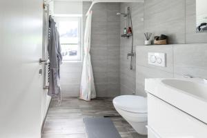 Koupelna v ubytování casa Battilana Li Curt - Poschiavo