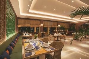 Ресторан / где поесть в Secrets Bahía Real Resort & Spa Adults only +37 фотографий