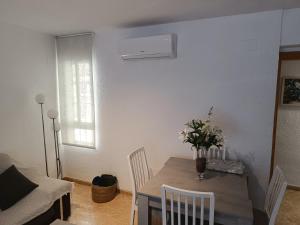 Posedenie v ubytovaní Apartamento Velázquez