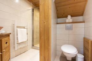 Chalet Boubou Plus by Chalet Chardonsにあるバスルーム