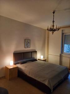 Ένα ή περισσότερα κρεβάτια σε δωμάτιο στο Nikola Hram