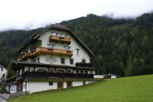 Das Gebäude in dem sich das Hotel befindet