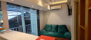 Posezení v ubytování Grand Dyad Hotel - Near Kokilaben Hospital Andheri West