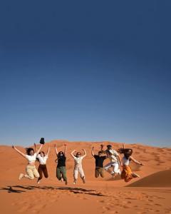 Hosté ubytování Sahara Luxury Camp