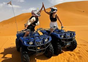 Hosté ubytování Sahara Luxury Camp