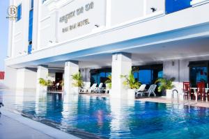 Bazén v ubytování Ban Ban Hotel nebo v jeho okolí