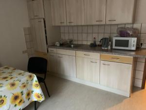 Kuchyň nebo kuchyňský kout v ubytování Monteure & Handwerker einfach, unkompliziert und preiswert in Alsfeld