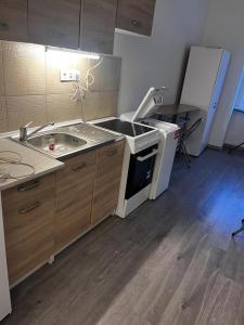 Η κουζίνα ή μικρή κουζίνα στο Fantomas*** N3 City Center Apartments 2 Bedroom + Living Room Apartment