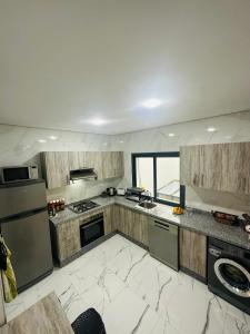 Cucina o angolo cottura di Martil dream with private garage