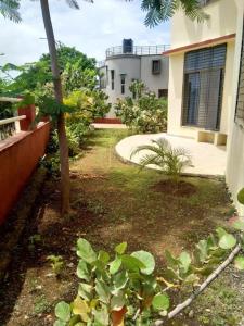 Gallery image of 3-BHK Villa with Swimming Pool in Karjat