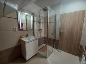 Fotografie z fotogalerie ubytování Sun House v destinaci Ostrov nad Oslavou