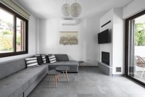 A television and/or entertainment centre at Elani Cactus House
