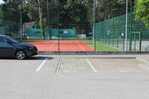 Tenis lub squash w obiekcie Sunny Adventure Baltic Apartament lub w pobliżu