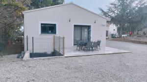 Budova, kde se vila nachází