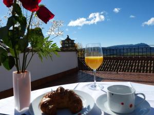 A balcony or terrace at Casa Casbas