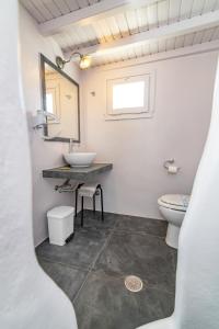 Koupelna v ubytování Agali bay hotel