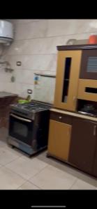 Cucina o angolo cottura di 3 bedrooms apartment-Alzaytoun, Cairo الزيتون القاهرة