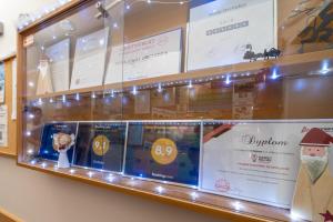 Certifikát, hodnocení, plakát nebo jiný dokument vystavený v ubytování Orchidea