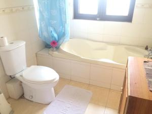 Bagno di ROKPA Guest House