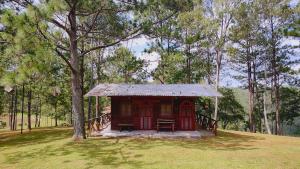 Bangunan di mana terletaknya lodge +20 gambar
