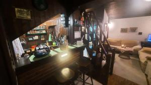 Salone o bar di Šumska kuća Atina - Devojački Bunar