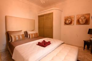 Postel nebo postele na pokoji v ubytování Riad VIP Bed & Breakfast
