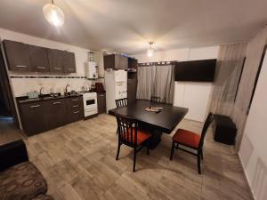 Köök või kööginurk majutusasutuses Casas Mi Lugar -pegadas al Río-