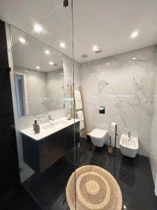 Ett badrum på Moodhu Villa - Cozy Apart w/ Amazing Terrace