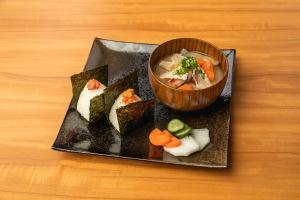 東京にあるThe Kanzashi Tokyo Asakusaの鉢皿