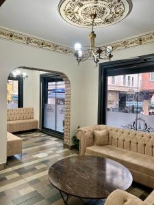 Posezení v ubytování EYFEL HOTEL