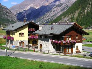 Gallery image of Chalets Molin in Livigno