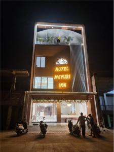 Hotel Mayuri Inn