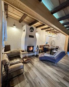 Posezení v ubytování Cuibul Braneanului