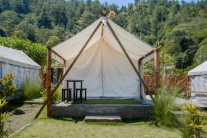 Zahrada ubytování Samuh Camp Kintamani