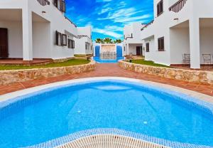 Basen w obiekcie Casa de 5 habitaciones en Cala D'or lub w pobliżu