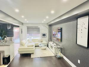 Gallery image of Magnificent Townhouse in Mississauga