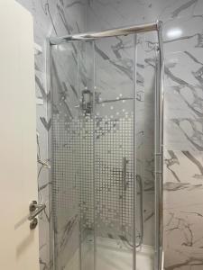 Ένα μπάνιο στο GM Zlatibor +9 φωτογραφίες