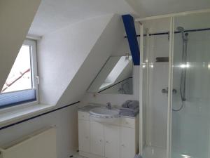 ห้องน้ำของ Apartments Villa-Ratskopf Wernigerode